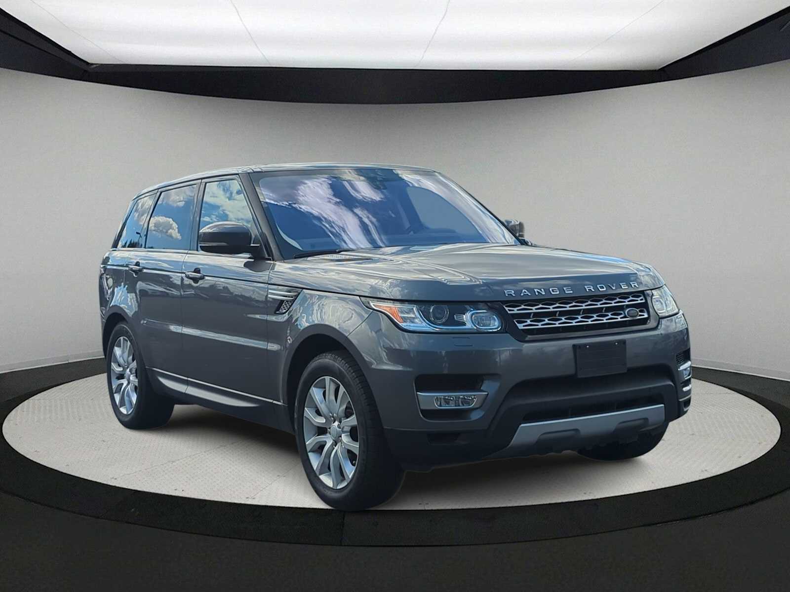 Thumbnail: 2017 Land Rover Range Rover Sport - 2