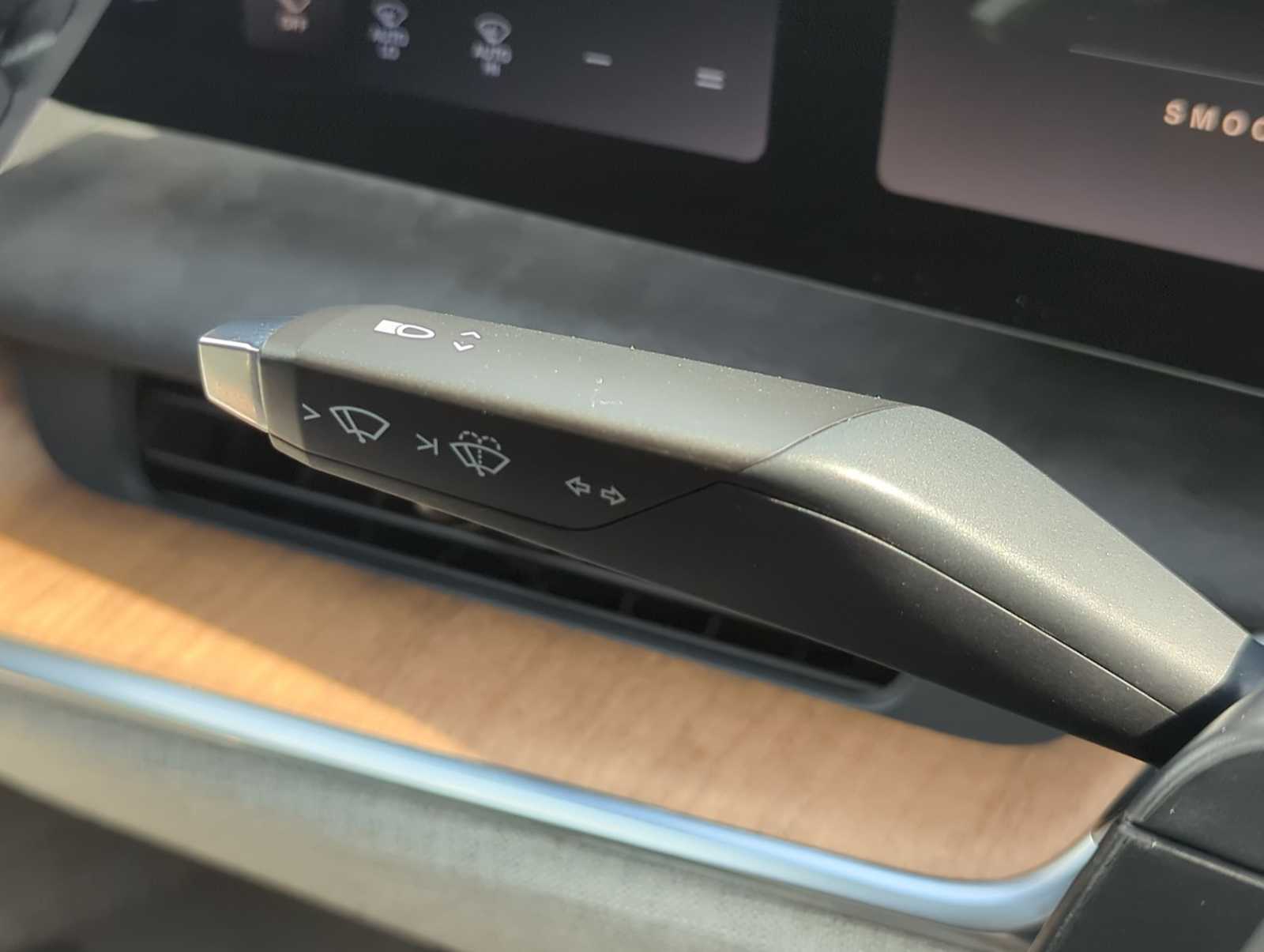 Thumbnail: 2022 Lucid Air - 27