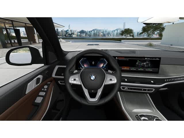 Thumbnail: 2026 BMW X7 - 13