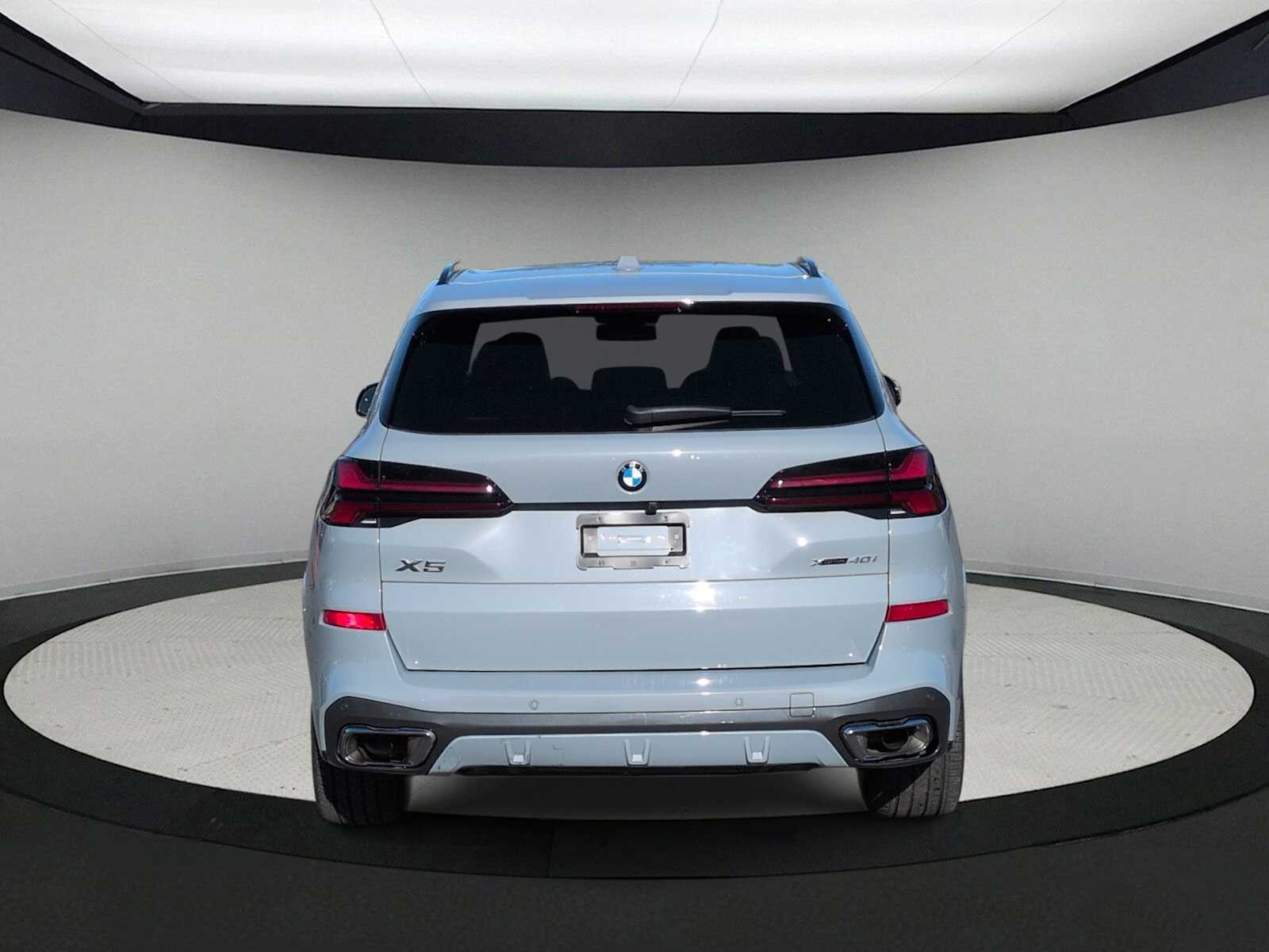 Thumbnail: 2025 BMW X5 - 7