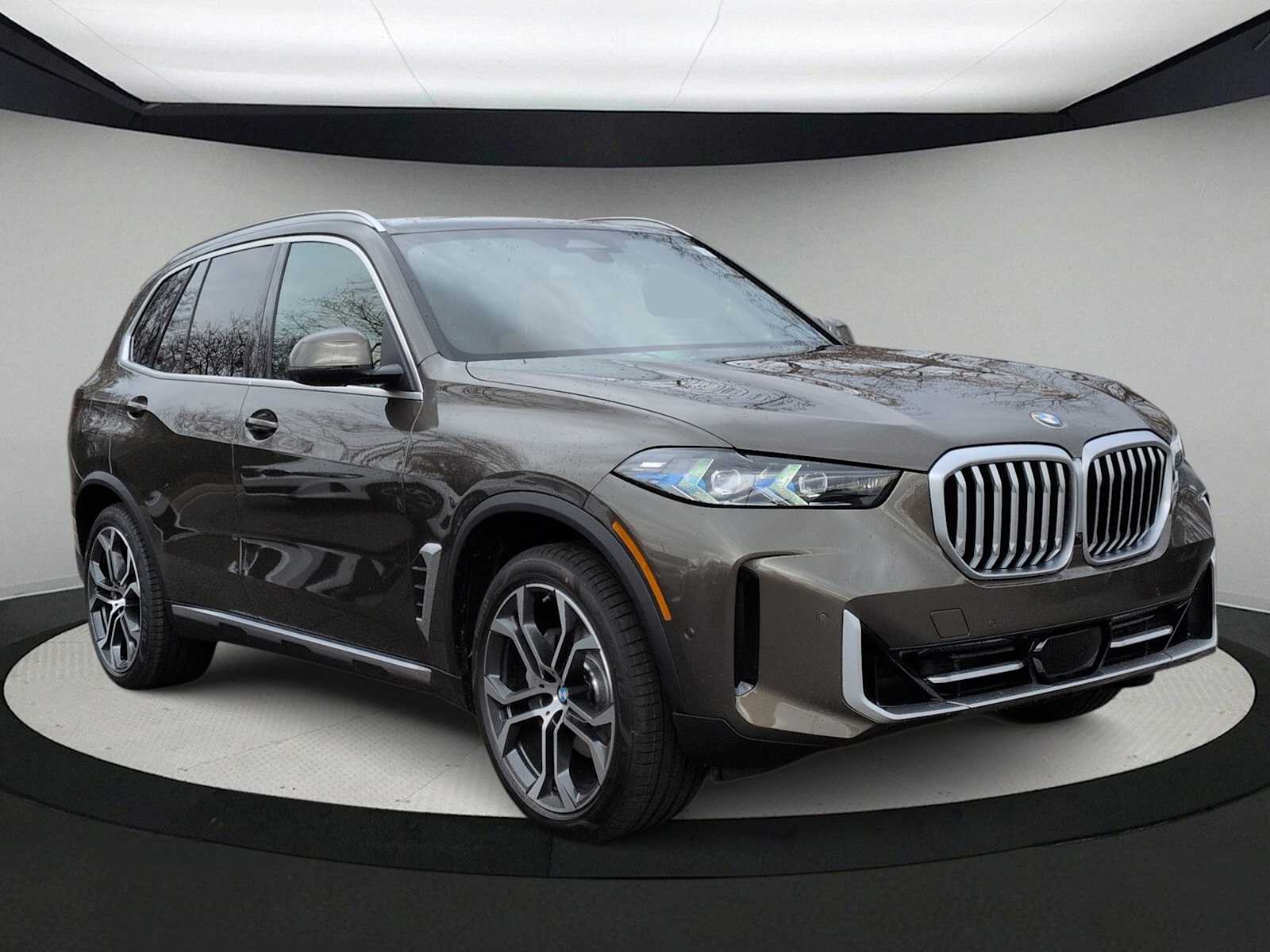 Thumbnail: 2026 BMW X5 - 2