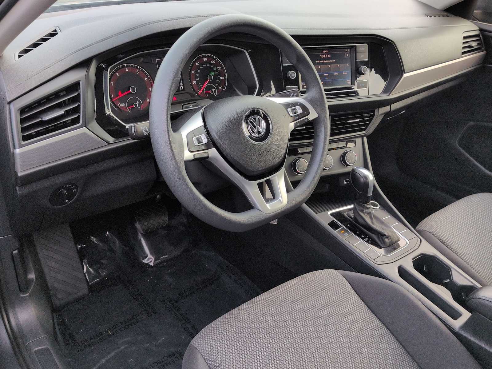 Thumbnail: 2019 Volkswagen Jetta - 15