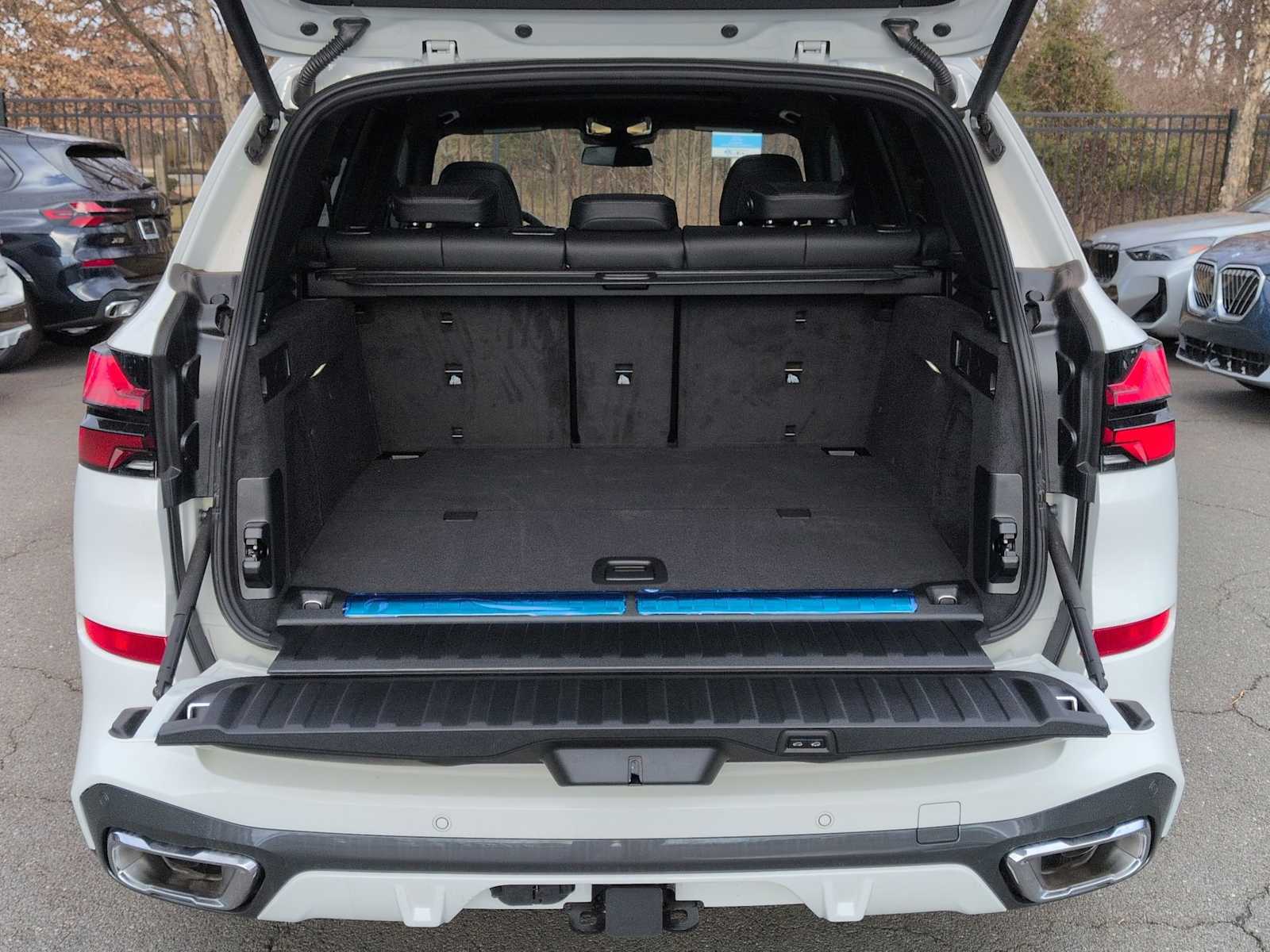 Thumbnail: 2026 BMW X5 - 35