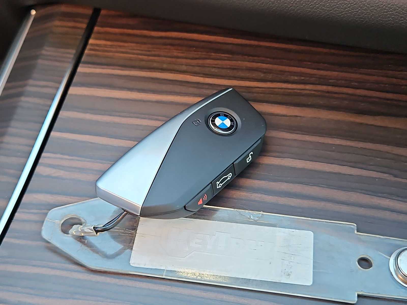 Thumbnail: 2026 BMW X5 - 37