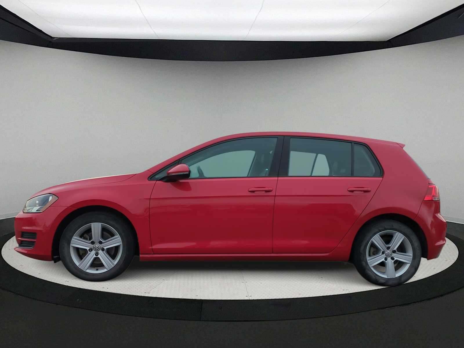 Thumbnail: 2017 Volkswagen Golf - 5