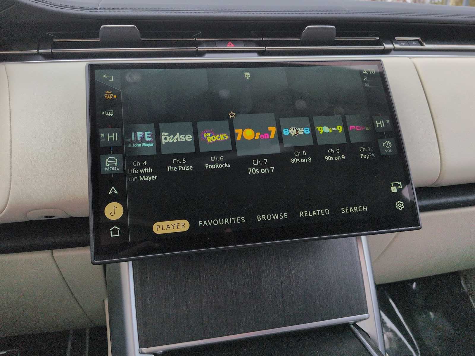 Thumbnail: 2024 Land Rover Range Rover - 30