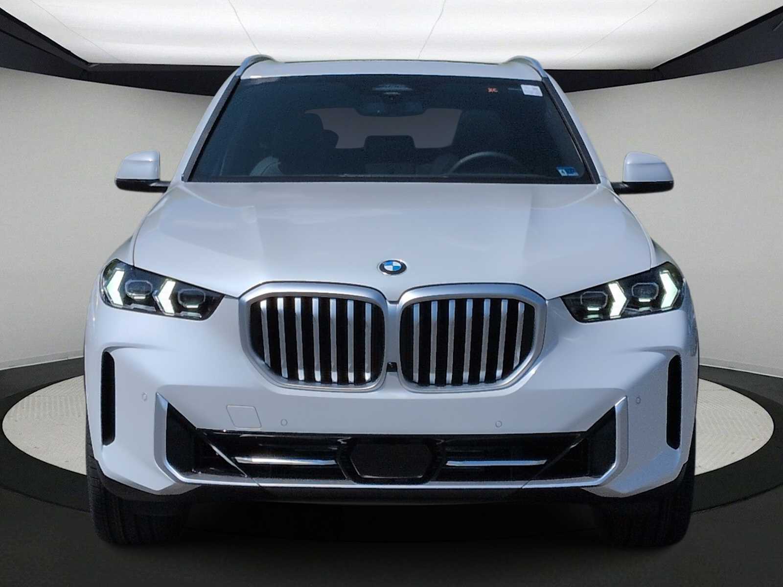 Thumbnail: 2026 BMW X5 - 3