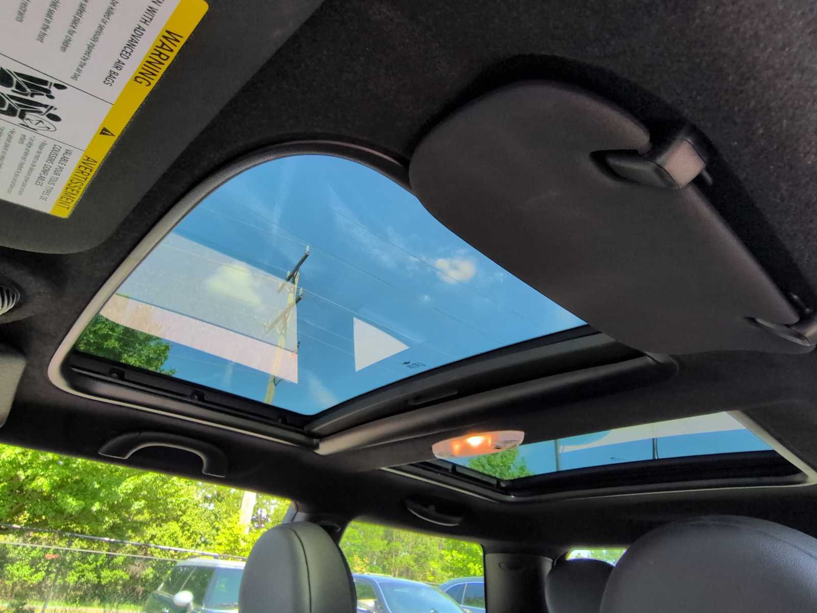 Thumbnail: 2013 MINI Cooper Hardtop - 17