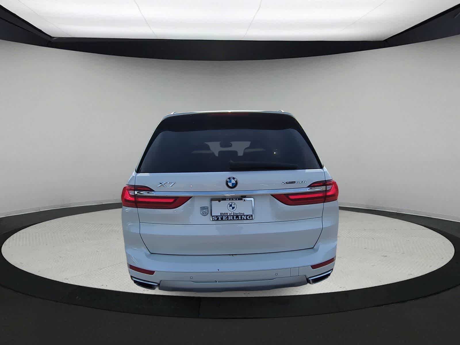 Thumbnail: 2021 BMW X7 - 7