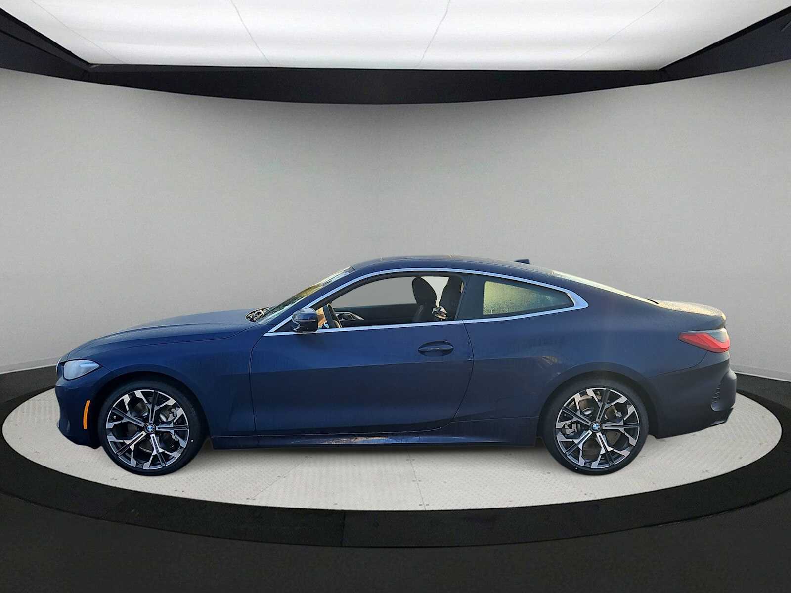 Thumbnail: 2026 BMW 4 Series - 5