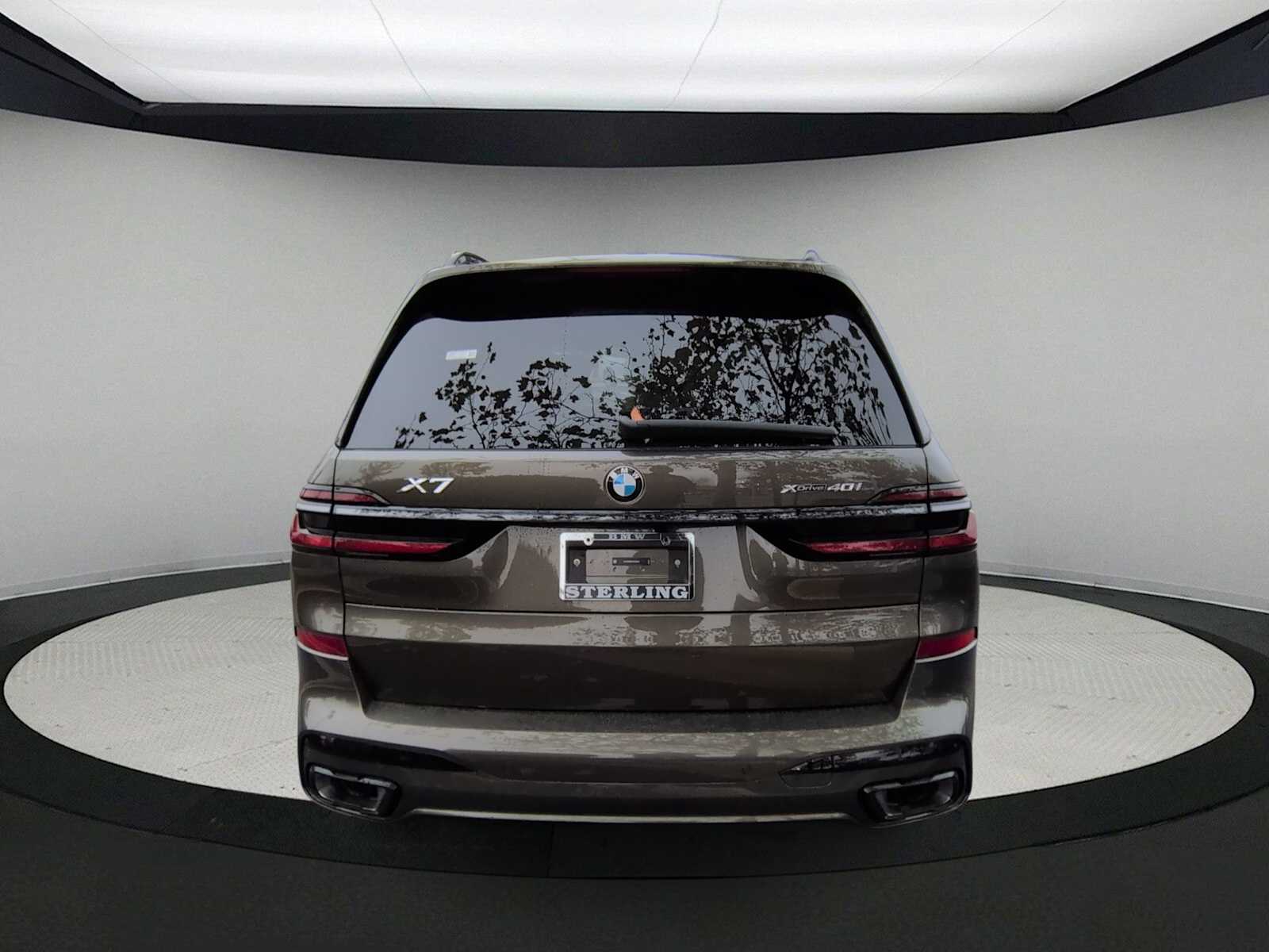 Thumbnail: 2026 BMW X7 - 7