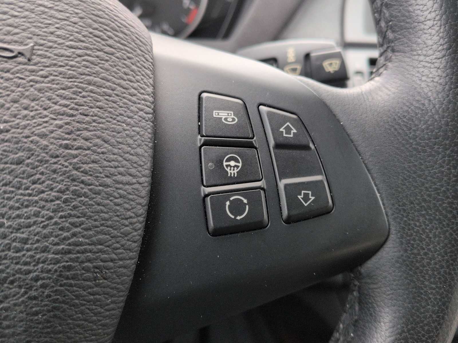 Thumbnail: 2013 BMW X5 - 27