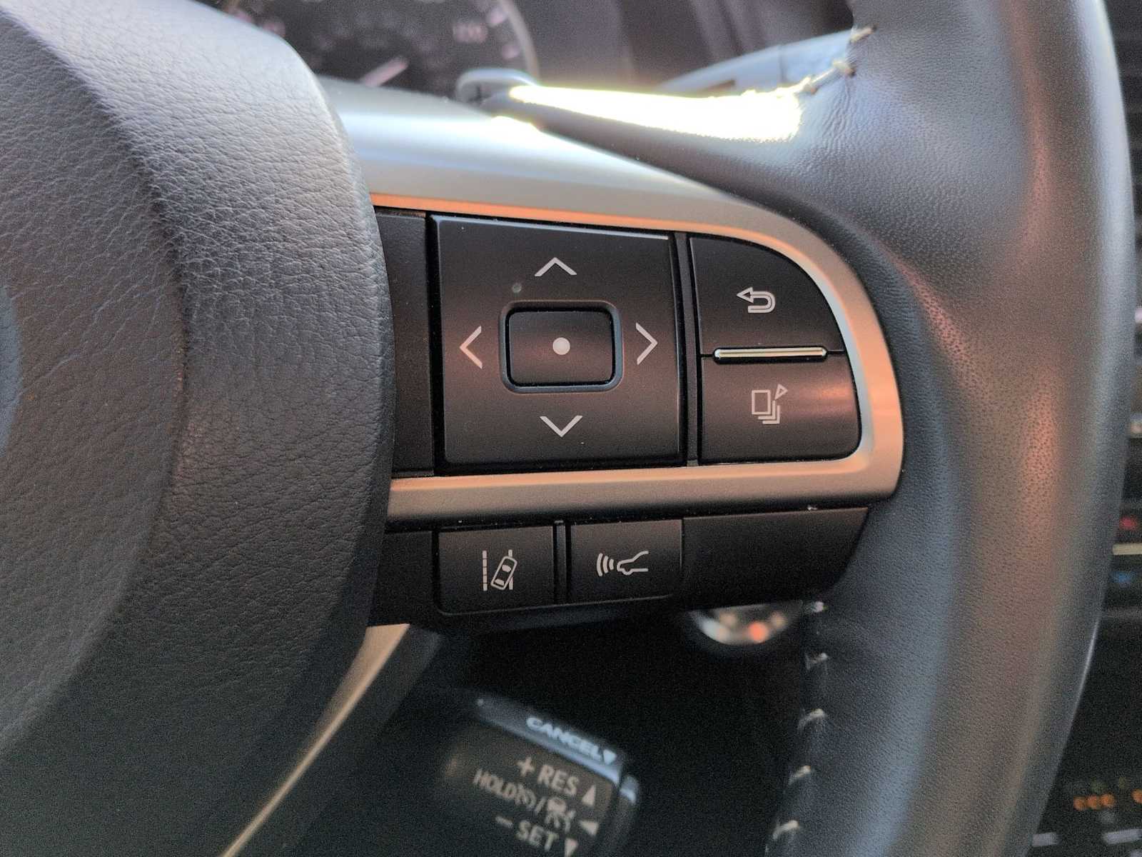 Thumbnail: 2022 Lexus RX - 26