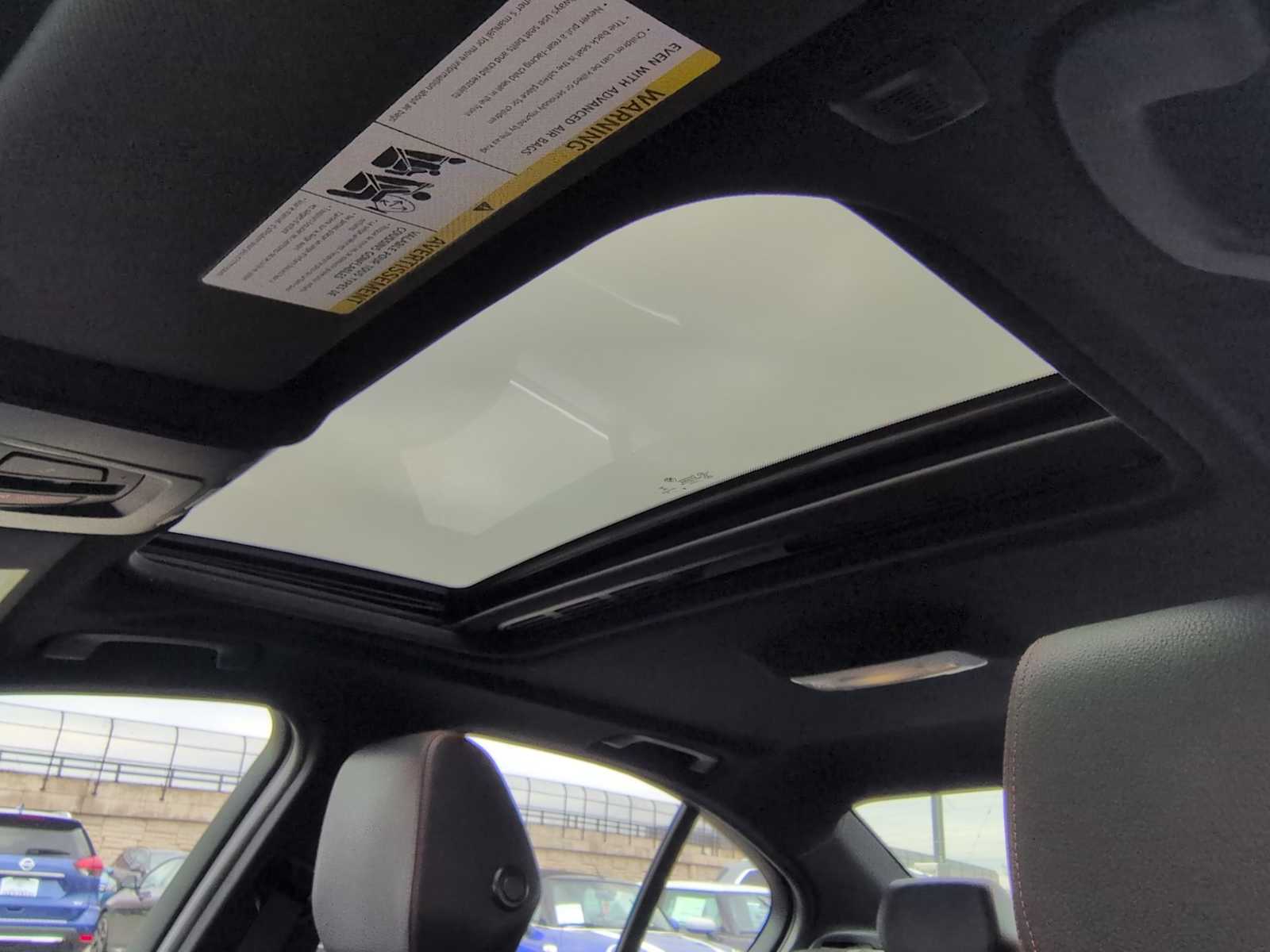 Thumbnail: 2017 BMW 3 Series - 19