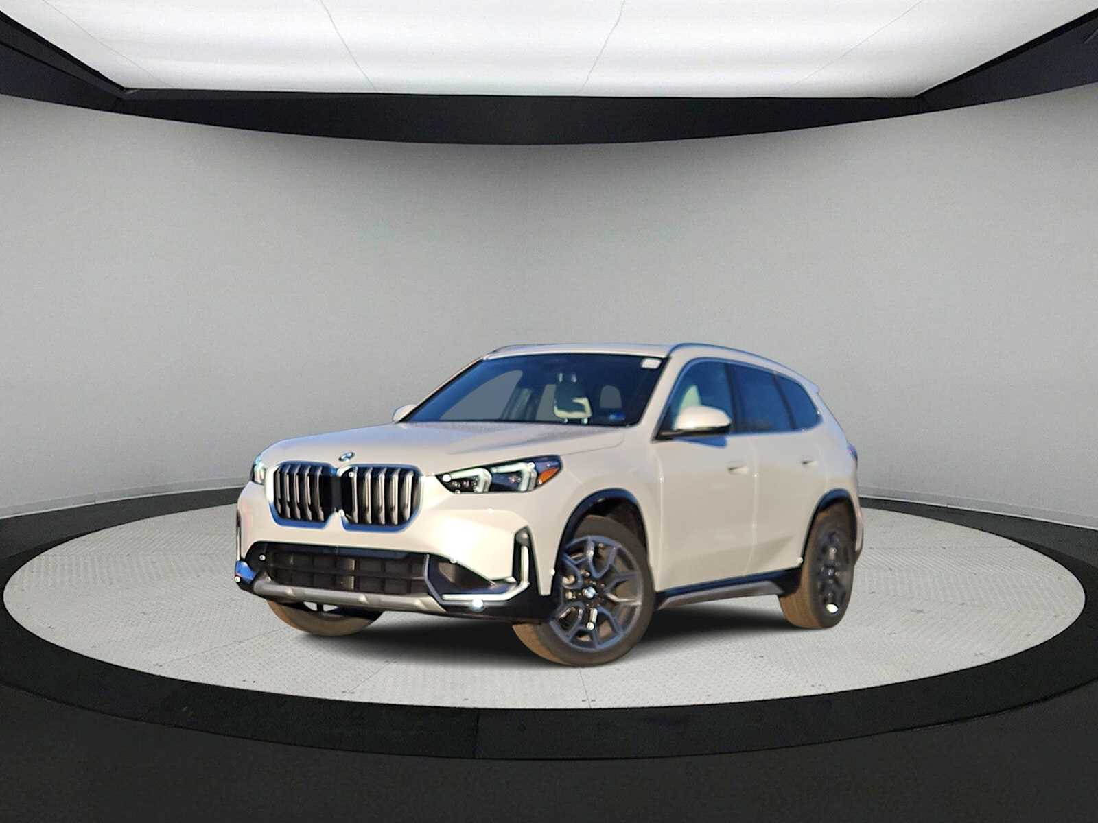 Thumbnail: 2026 BMW X1 - 1
