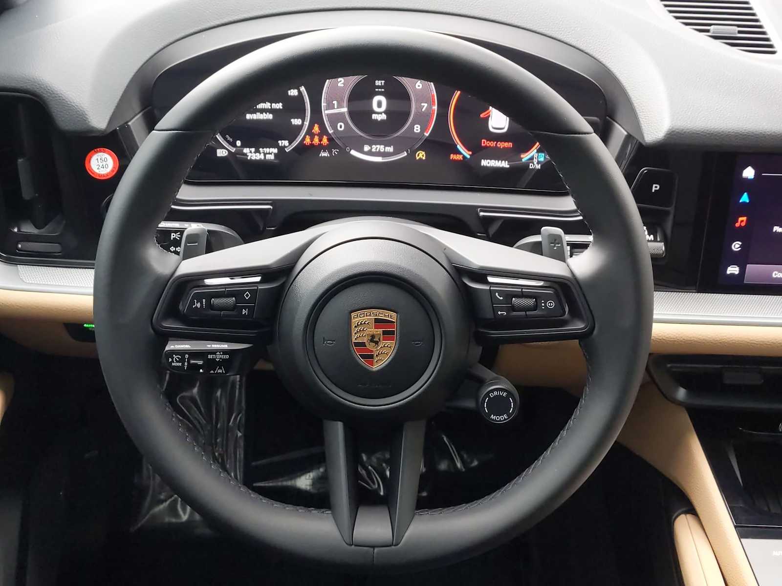 2024 Porsche Cayenne Base 16