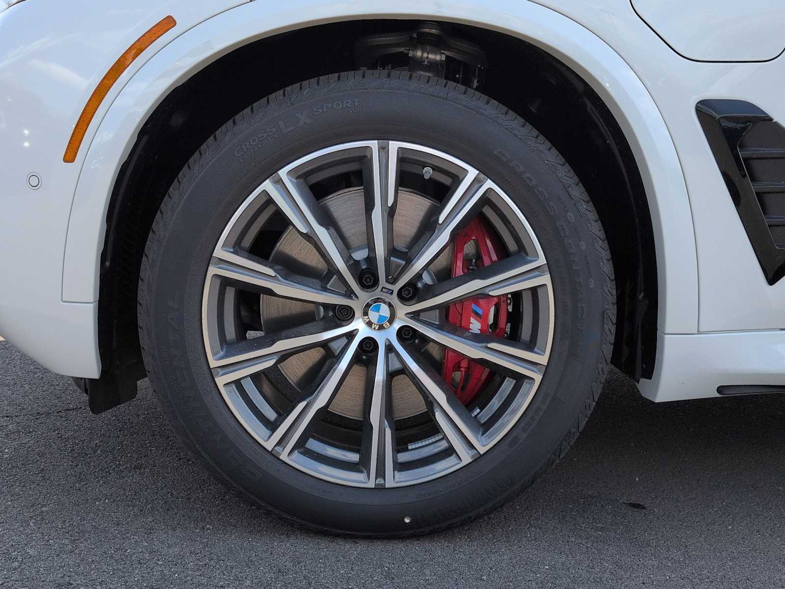 Thumbnail: 2026 BMW X5 - 14