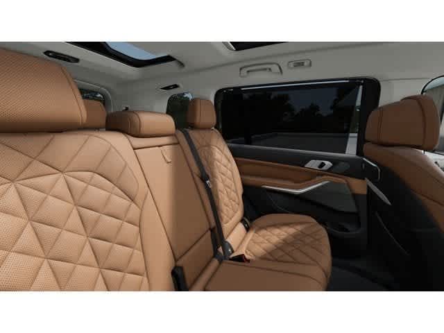 Thumbnail: 2026 BMW X7 - 12
