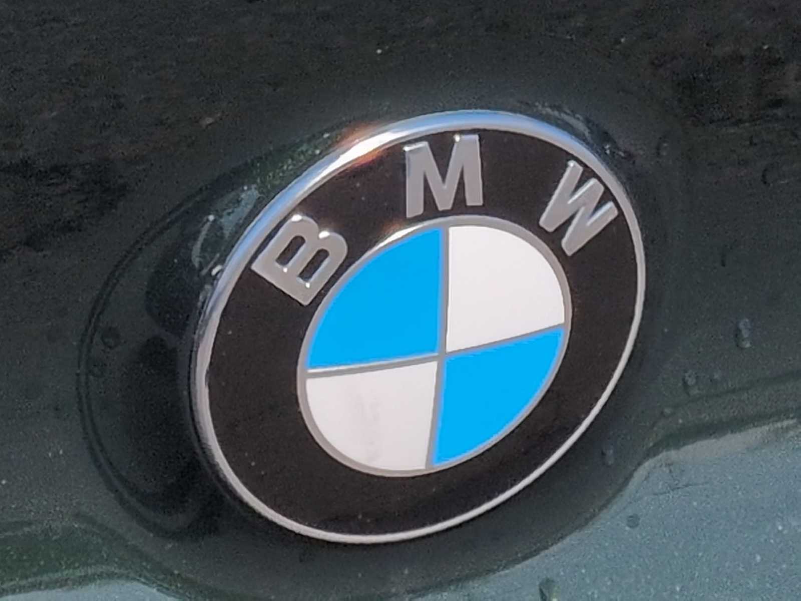 Thumbnail: 2026 BMW 8 Series - 13