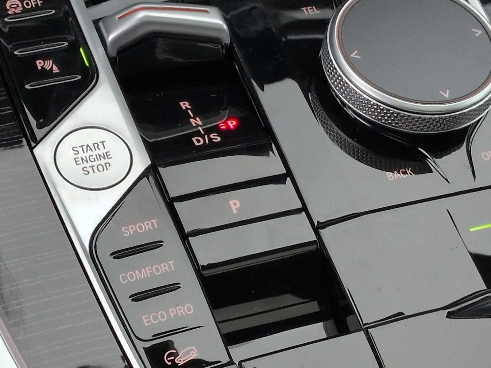 Thumbnail: 2026 BMW X7 - 35