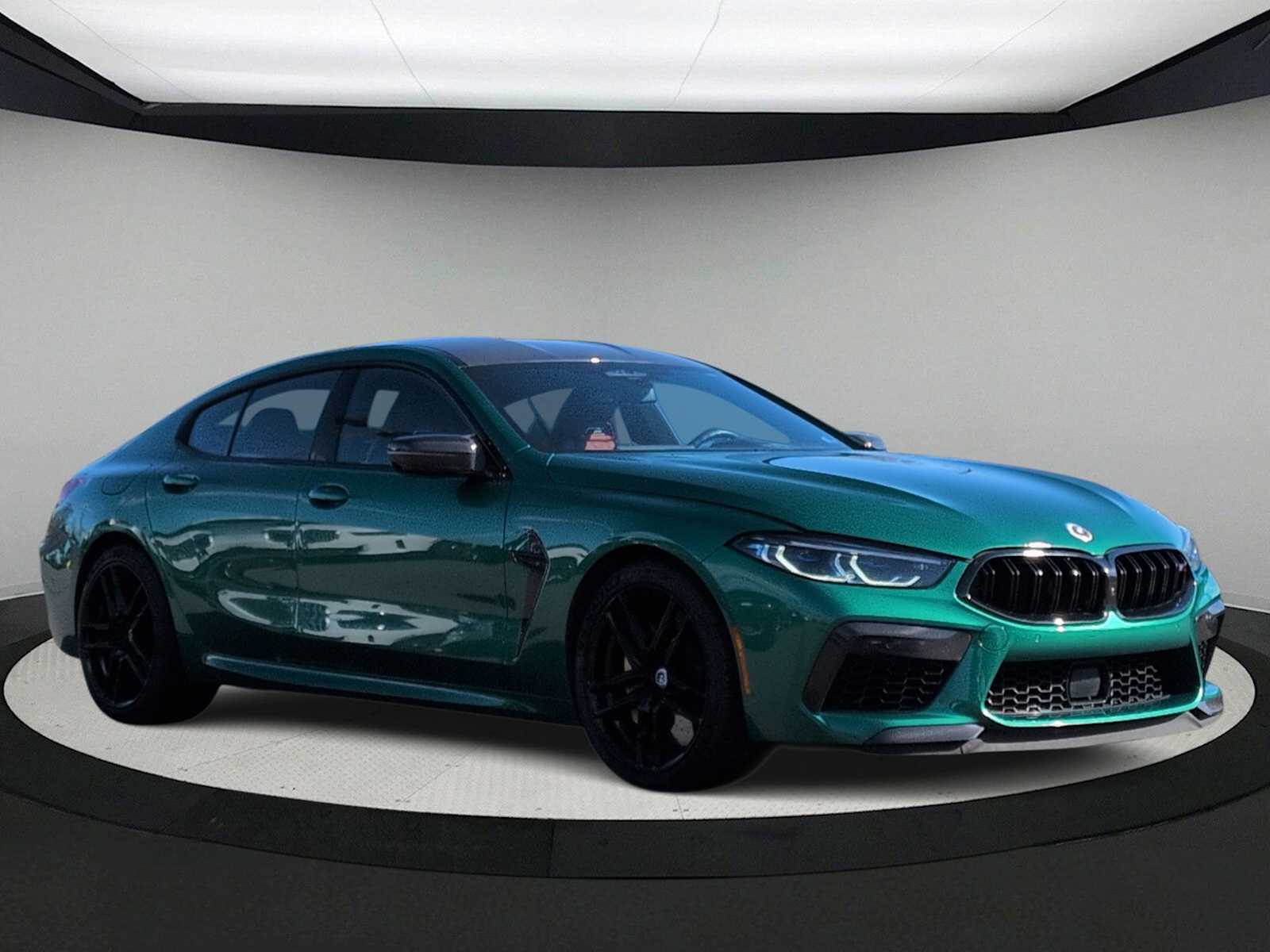 Thumbnail: 2023 BMW M8 - 2