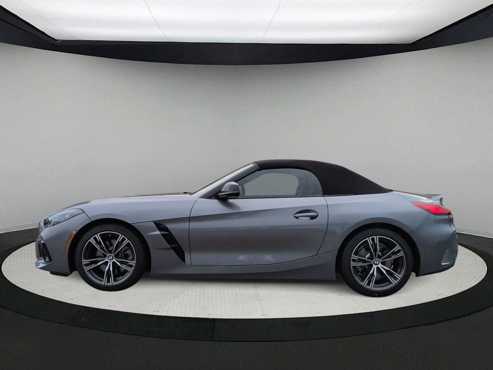 Thumbnail: 2026 BMW Z4 - 5