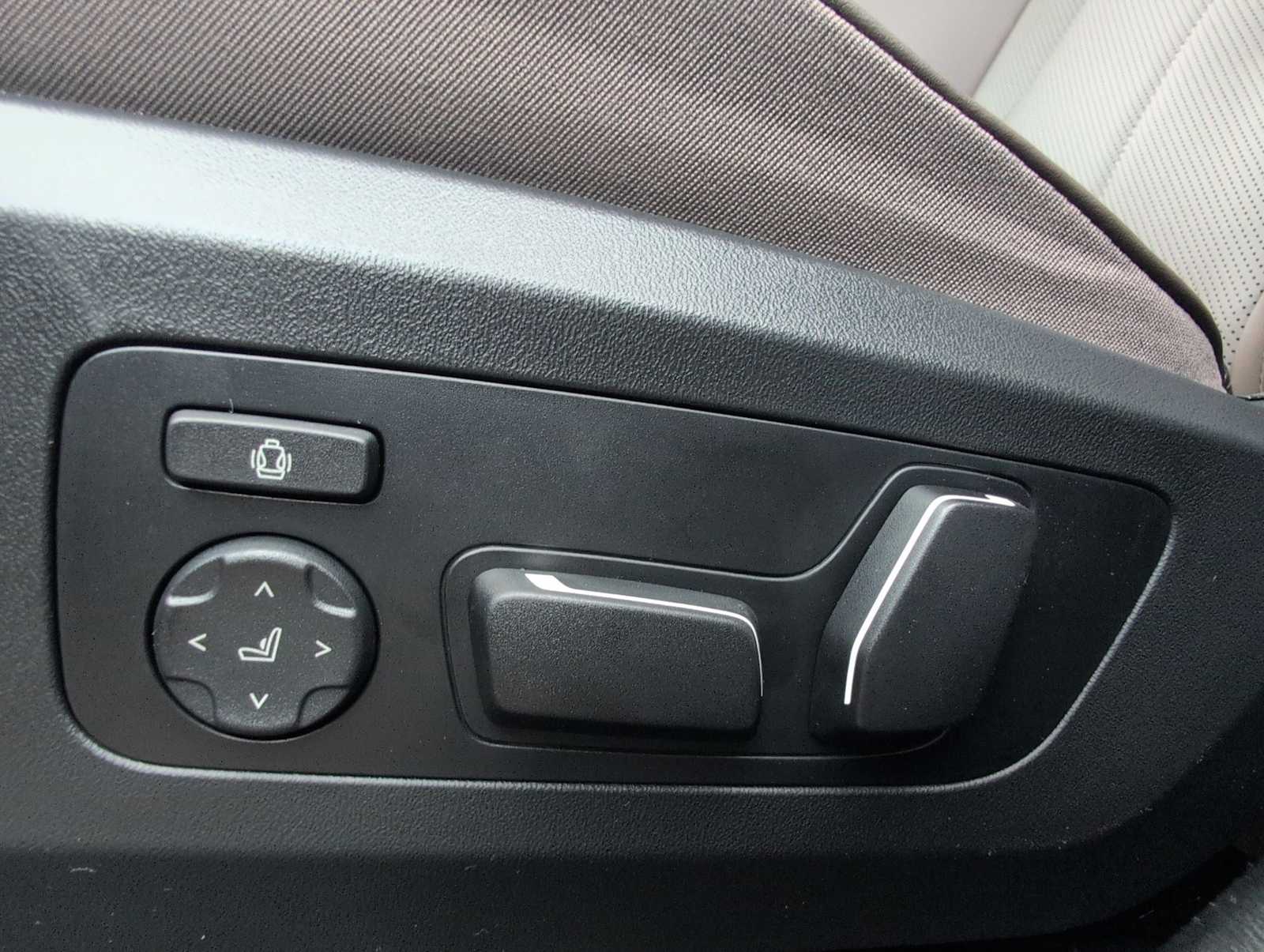 Thumbnail: 2026 BMW X3 - 18