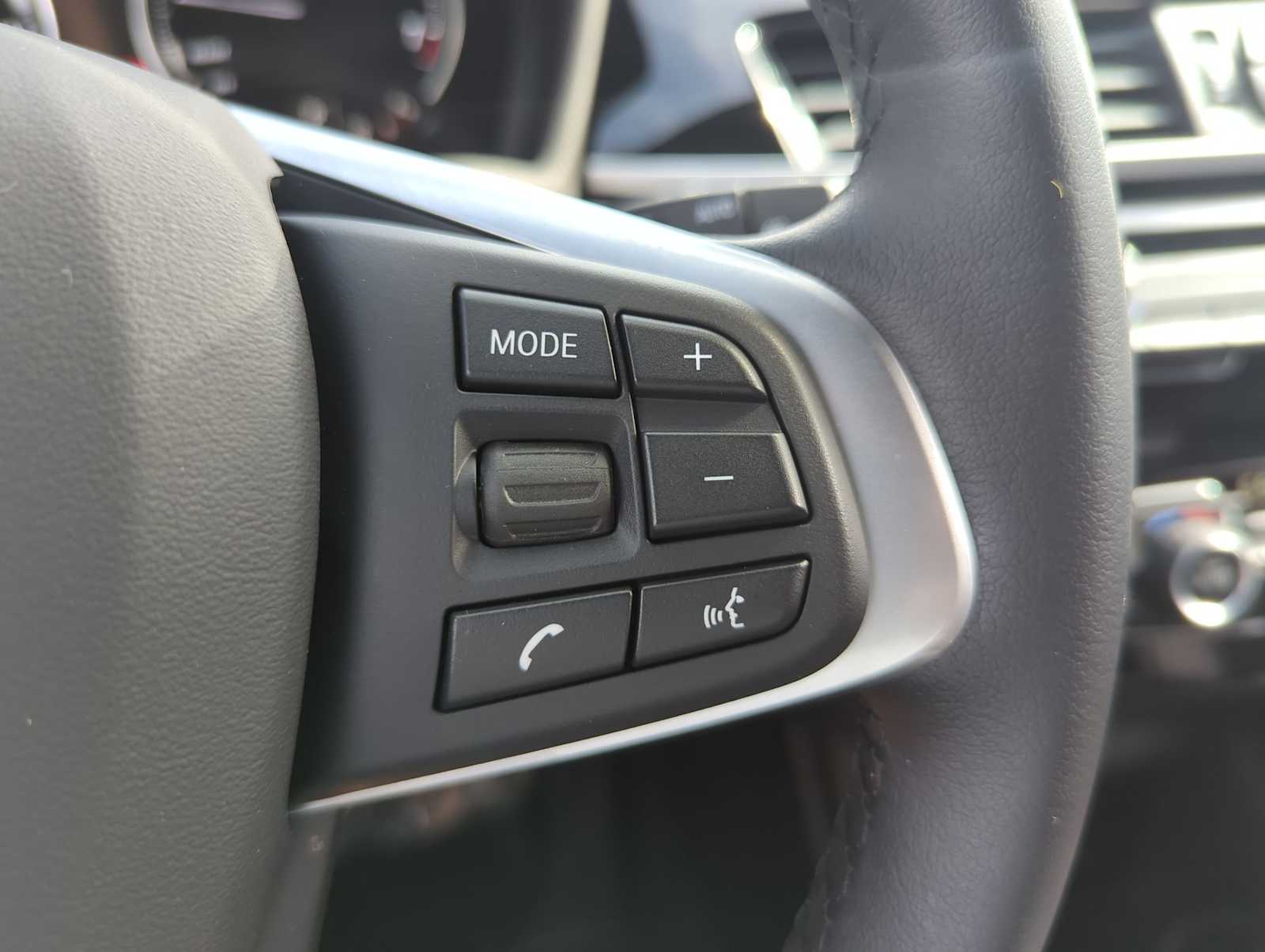 Thumbnail: 2023 BMW X2 - 25