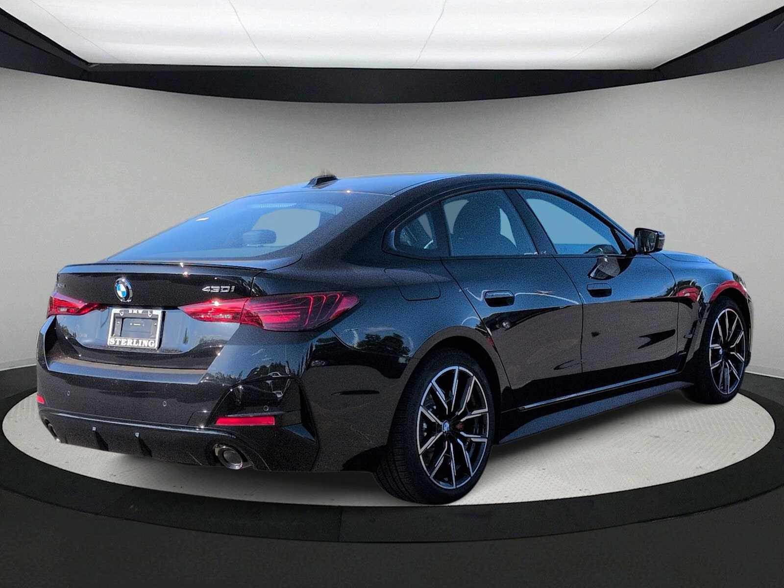 Thumbnail: 2026 BMW 4 Series - 8