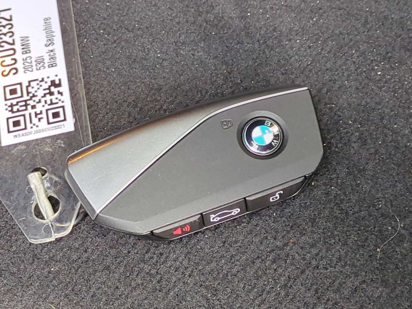 Thumbnail: 2025 BMW 5 Series - 37