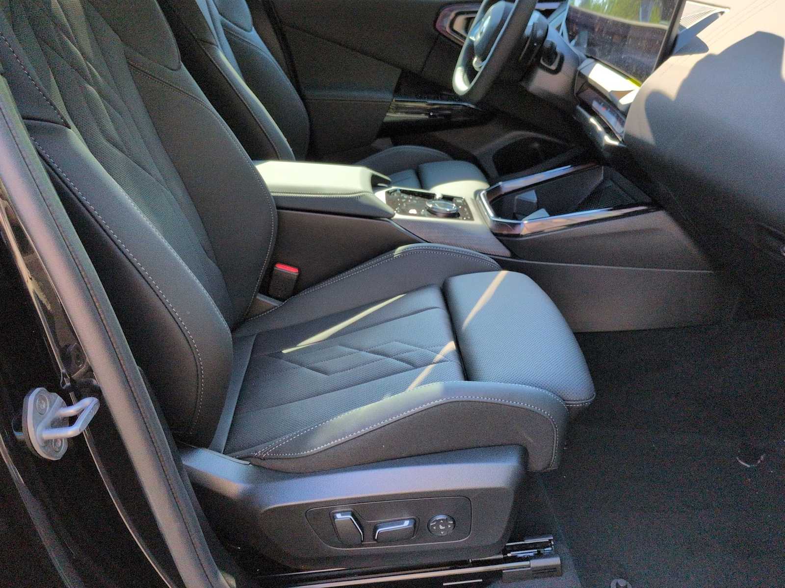 Thumbnail: 2026 BMW X3 - 24