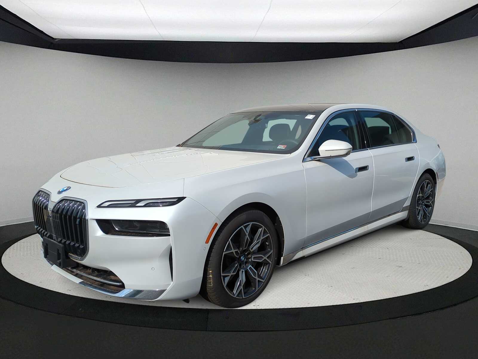 Thumbnail: 2024 BMW i7 - 4