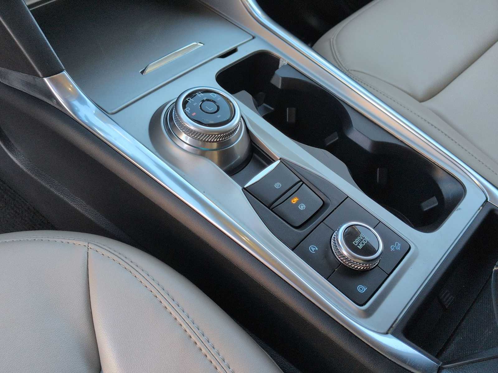 Thumbnail: 2023 Ford Explorer - 31