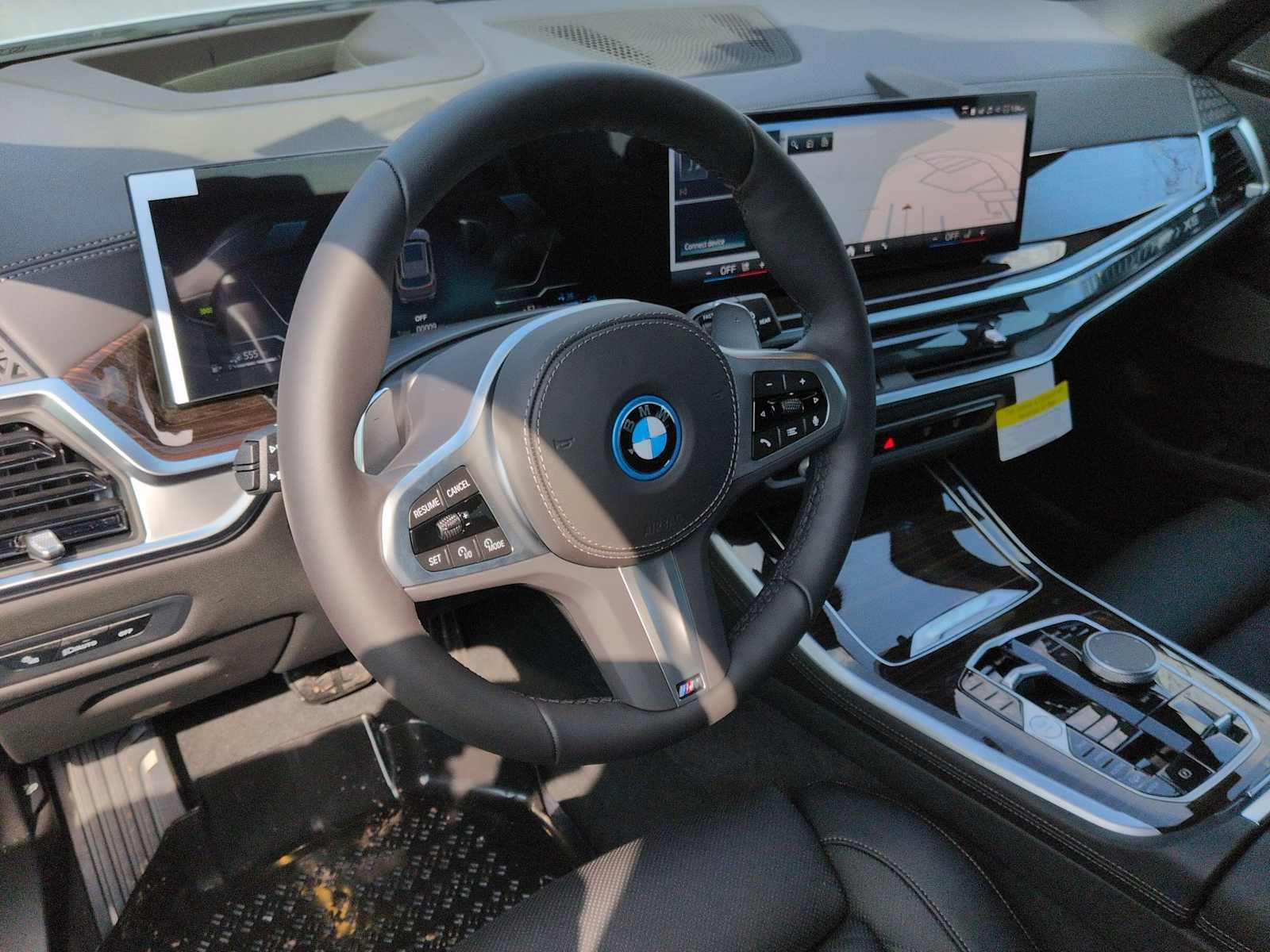 Thumbnail: 2026 BMW X5 - 10
