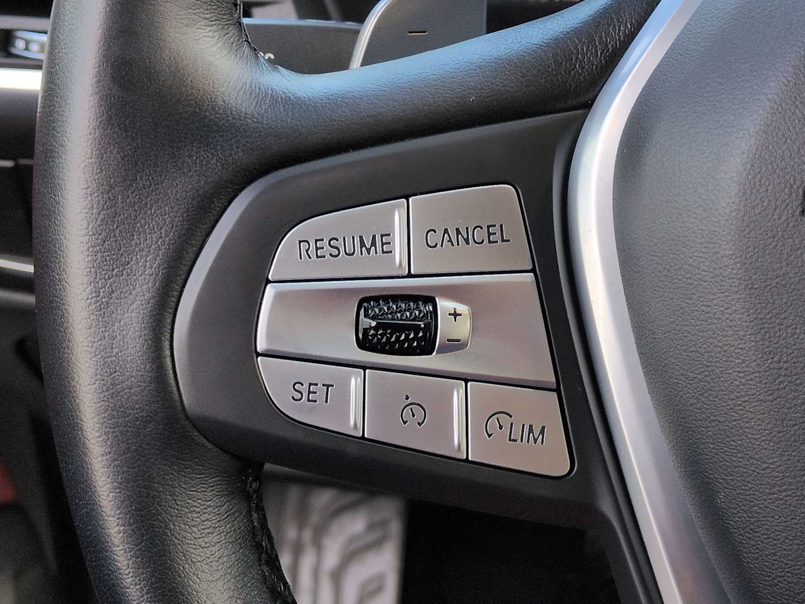 Thumbnail: 2023 BMW X3 - 24