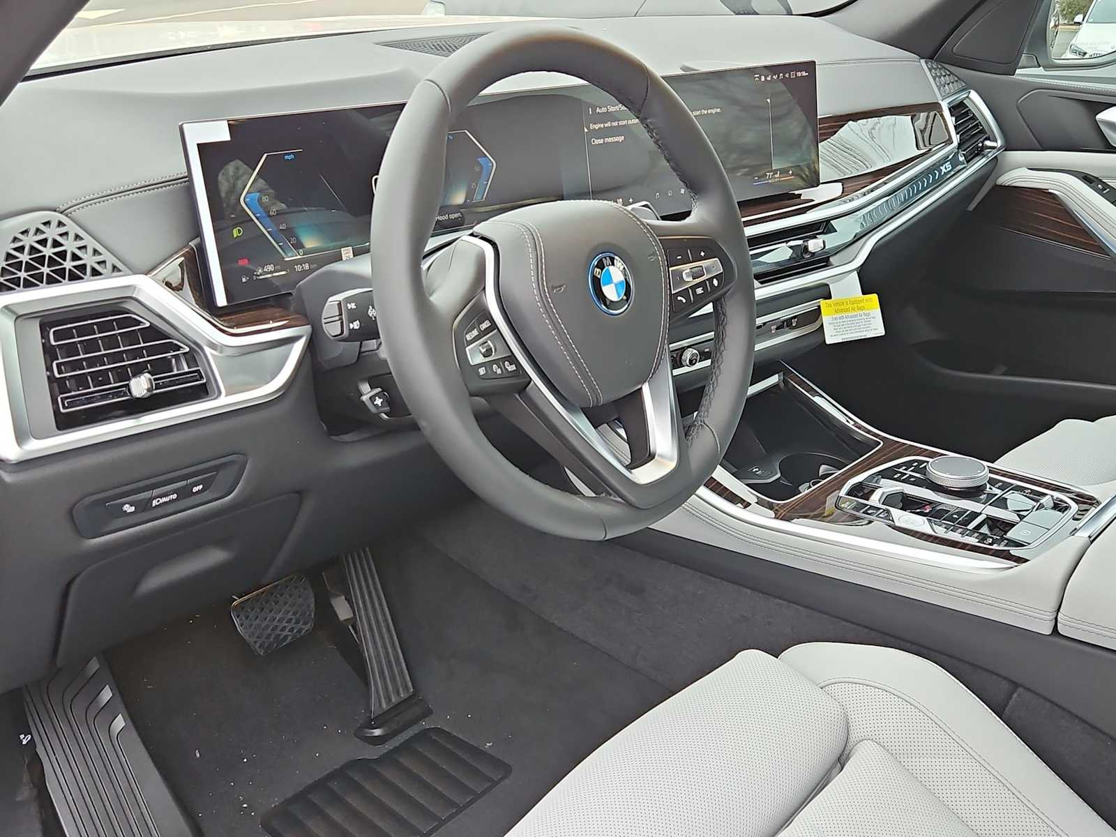 Thumbnail: 2026 BMW X5 - 10
