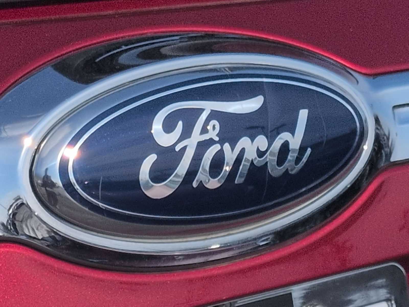 Thumbnail: 2013 Ford Edge - 12