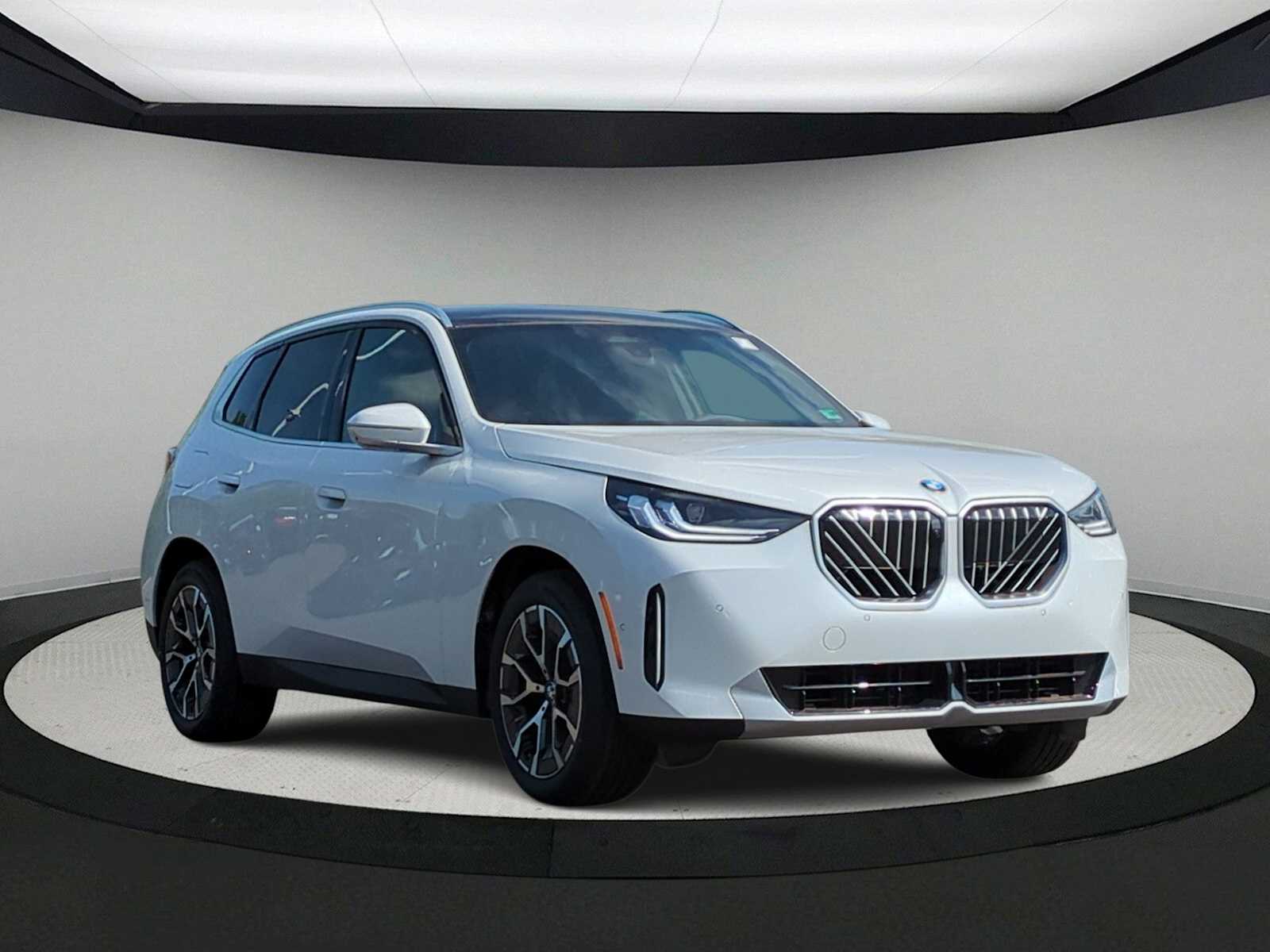 Thumbnail: 2025 BMW X3 - 2