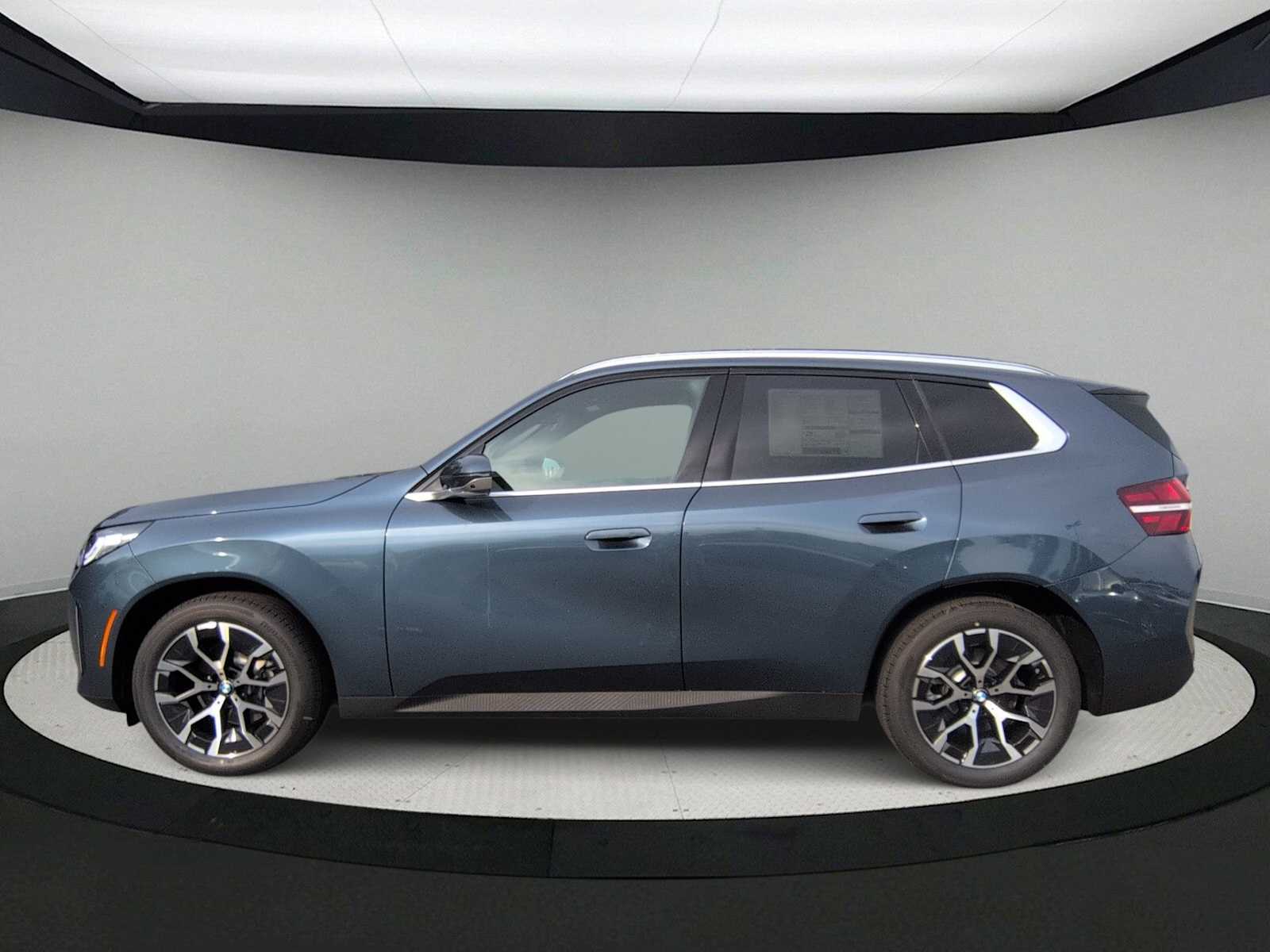 Thumbnail: 2026 BMW X3 - 5
