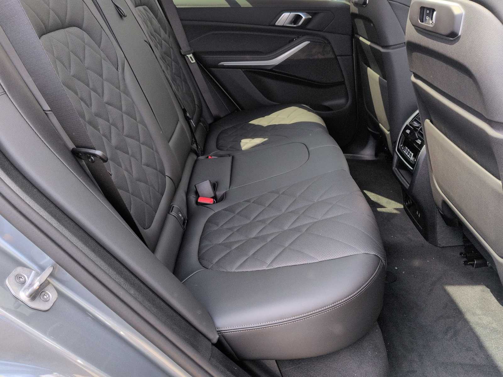 Thumbnail: 2026 BMW X5 - 22