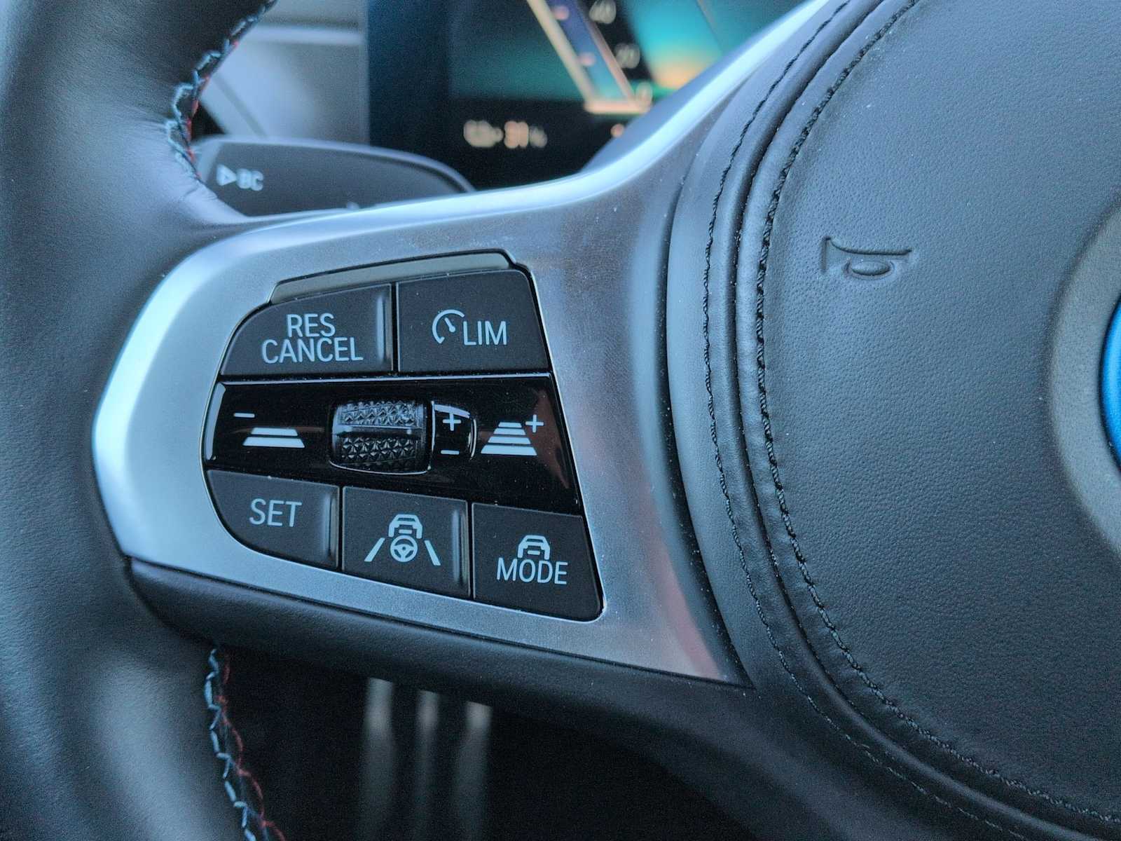 Thumbnail: 2023 BMW i4 - 26