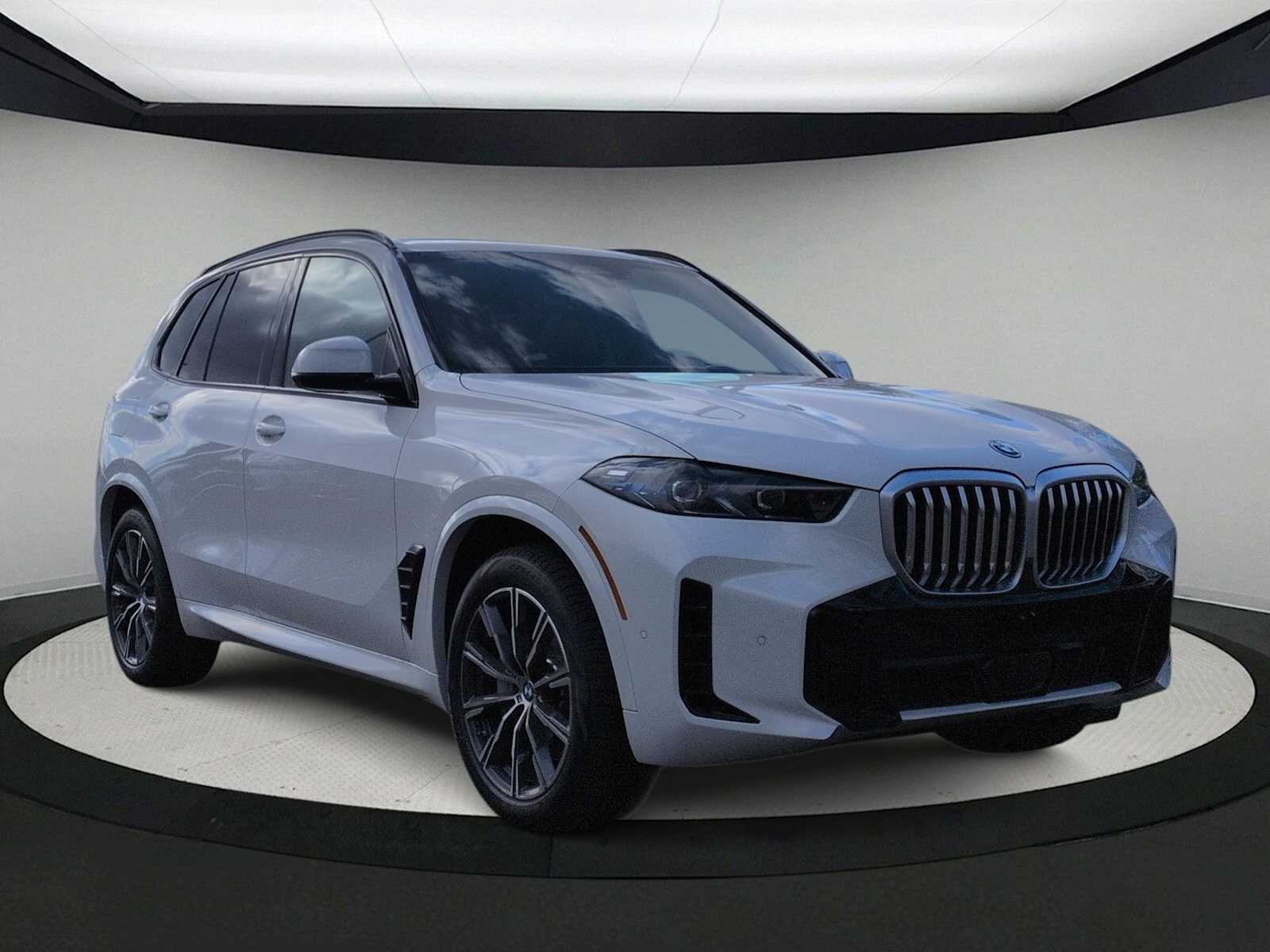 Thumbnail: 2026 BMW X5 - 2