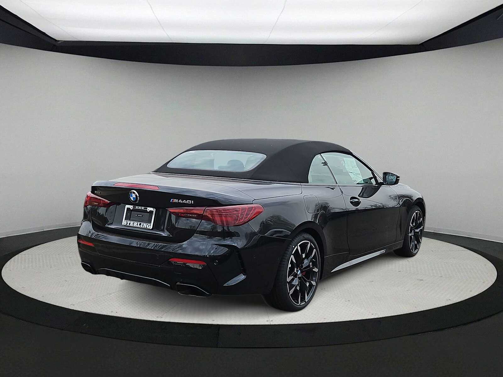 Thumbnail: 2026 BMW 4 Series - 8