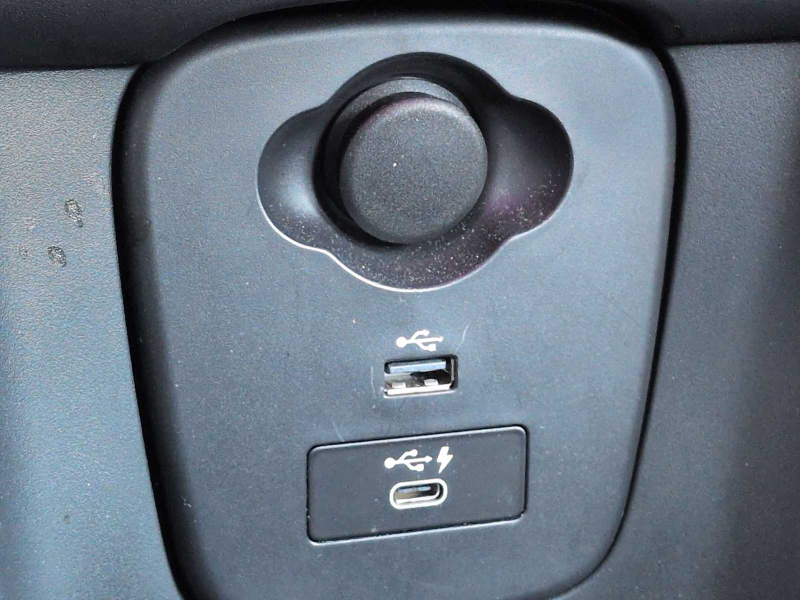 Thumbnail: 2022 MINI Cooper Hardtop - 32