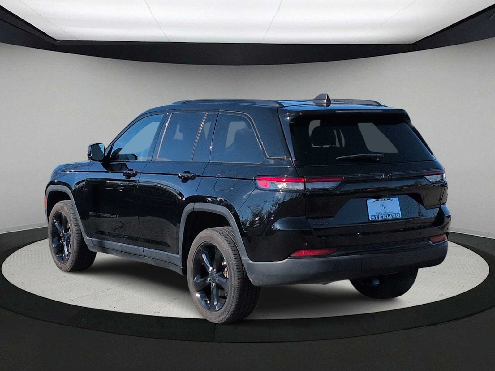 Thumbnail: 2023 Jeep Grand Cherokee - 5