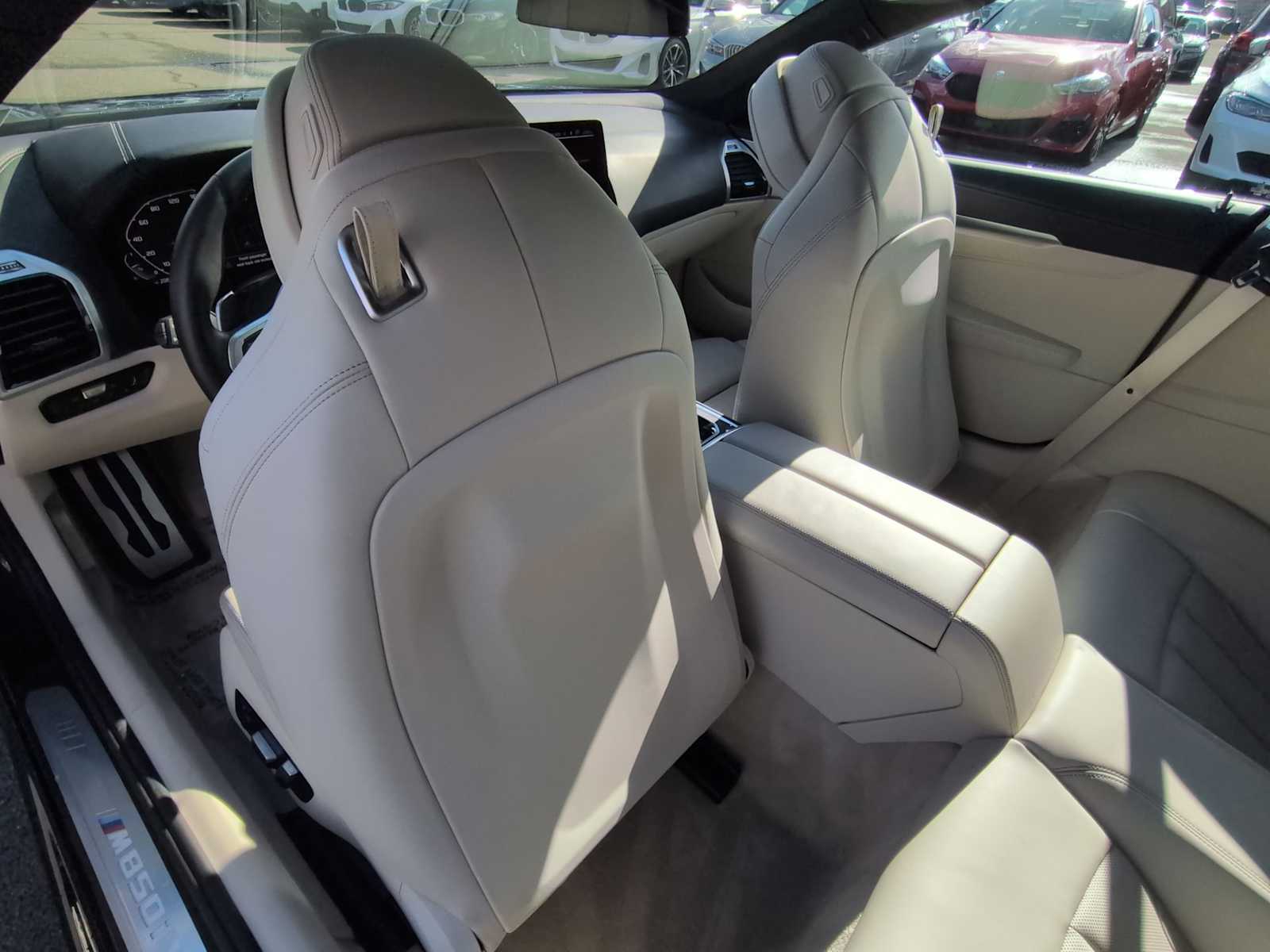 Thumbnail: 2024 BMW 8 Series - 20