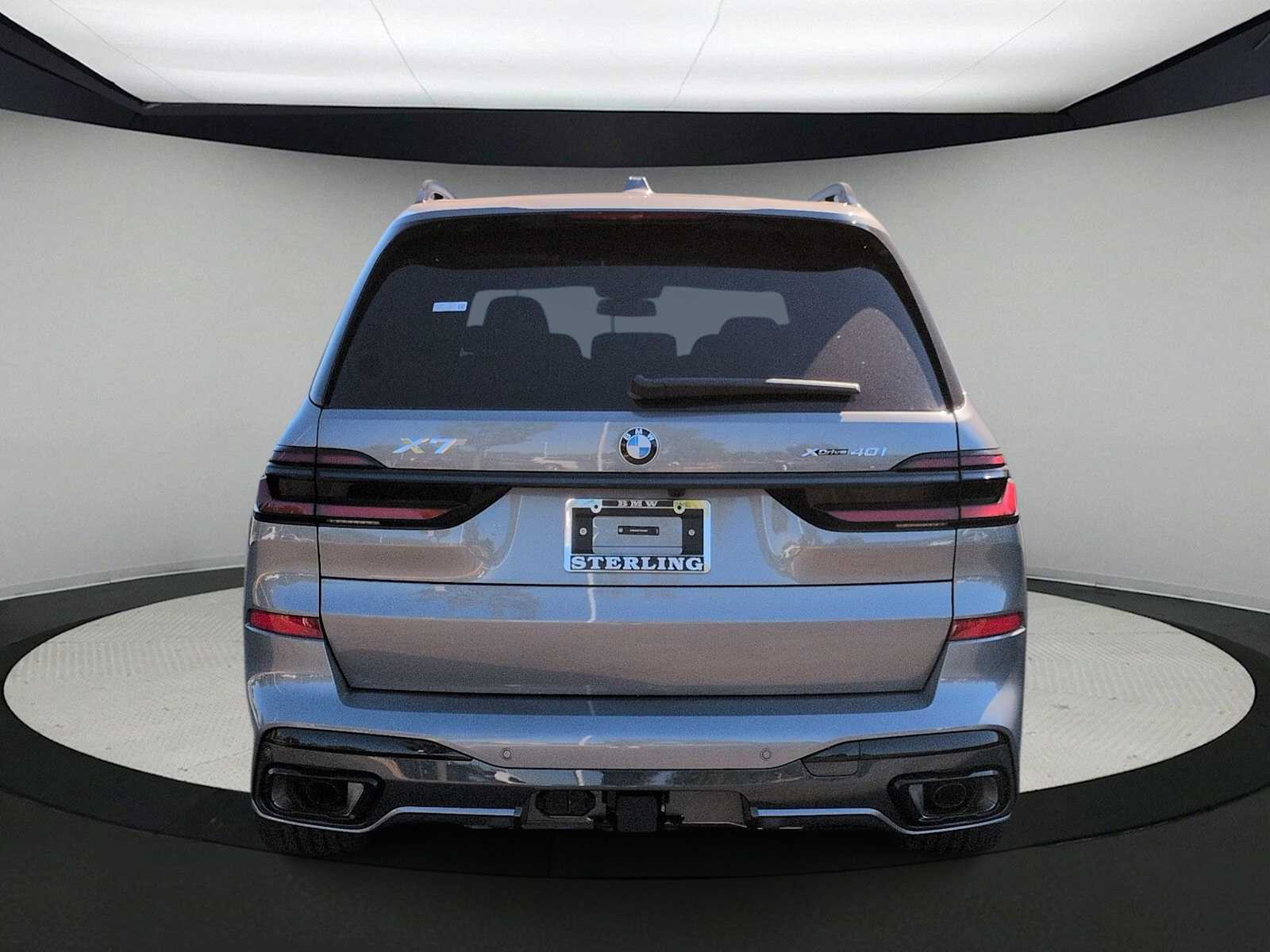 Thumbnail: 2026 BMW X7 - 7