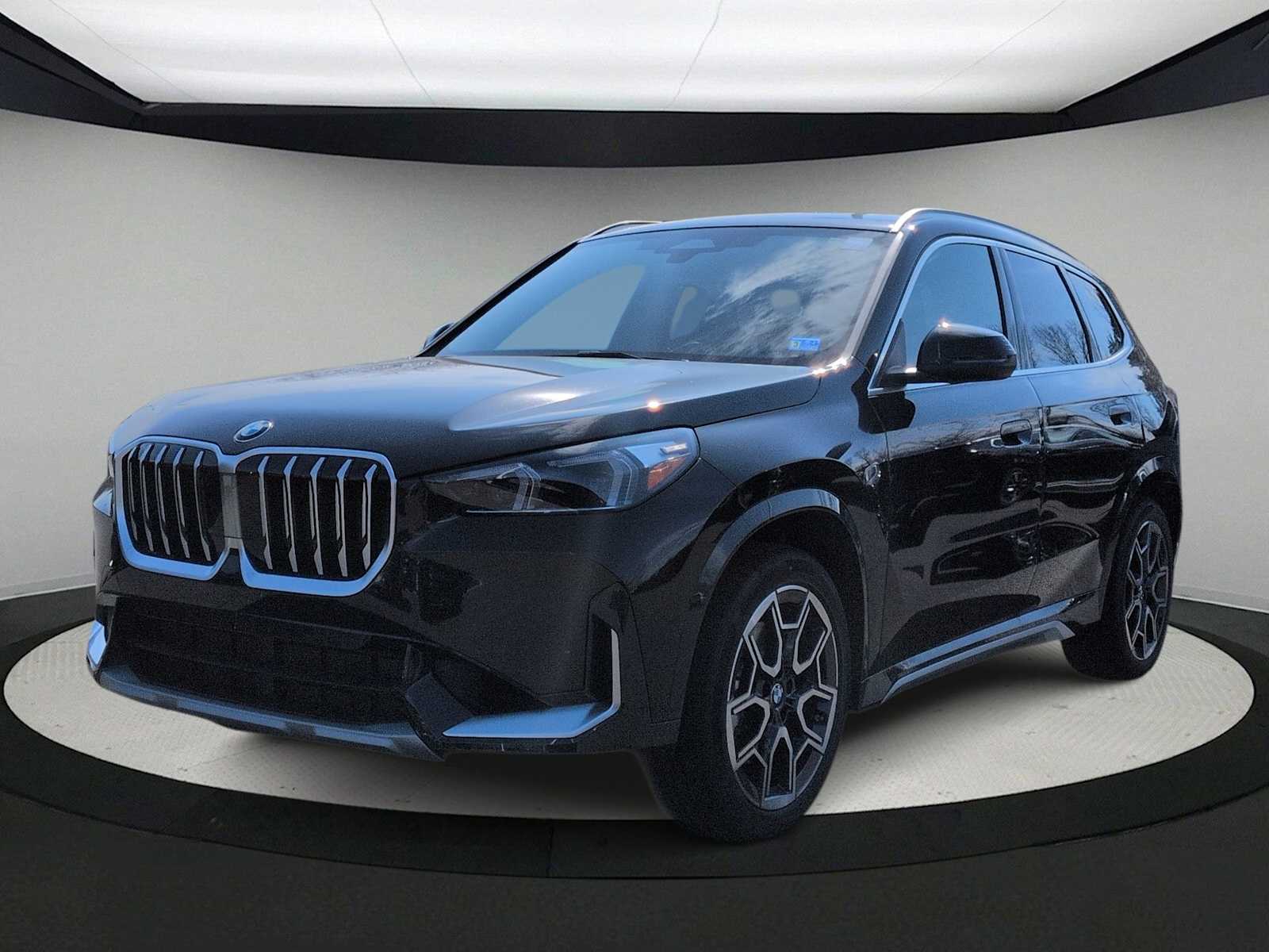 Thumbnail: 2026 BMW X1 - 4