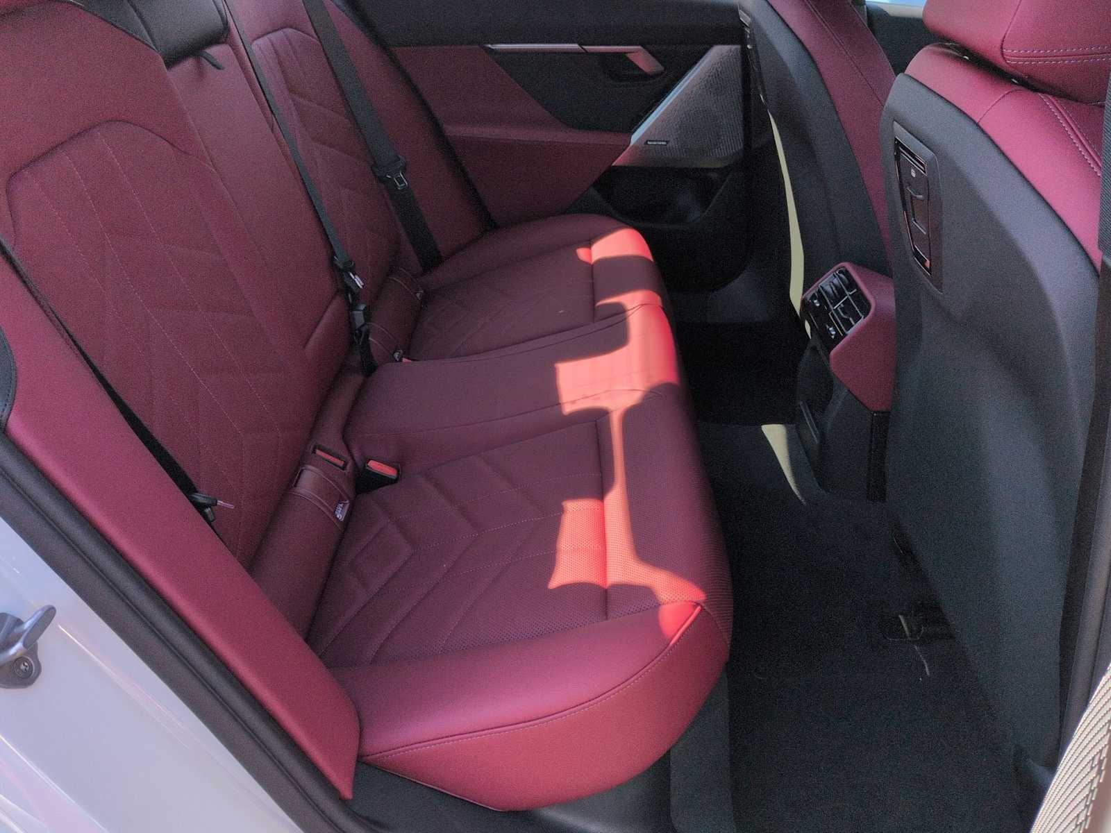 Thumbnail: 2026 BMW 5 Series - 22