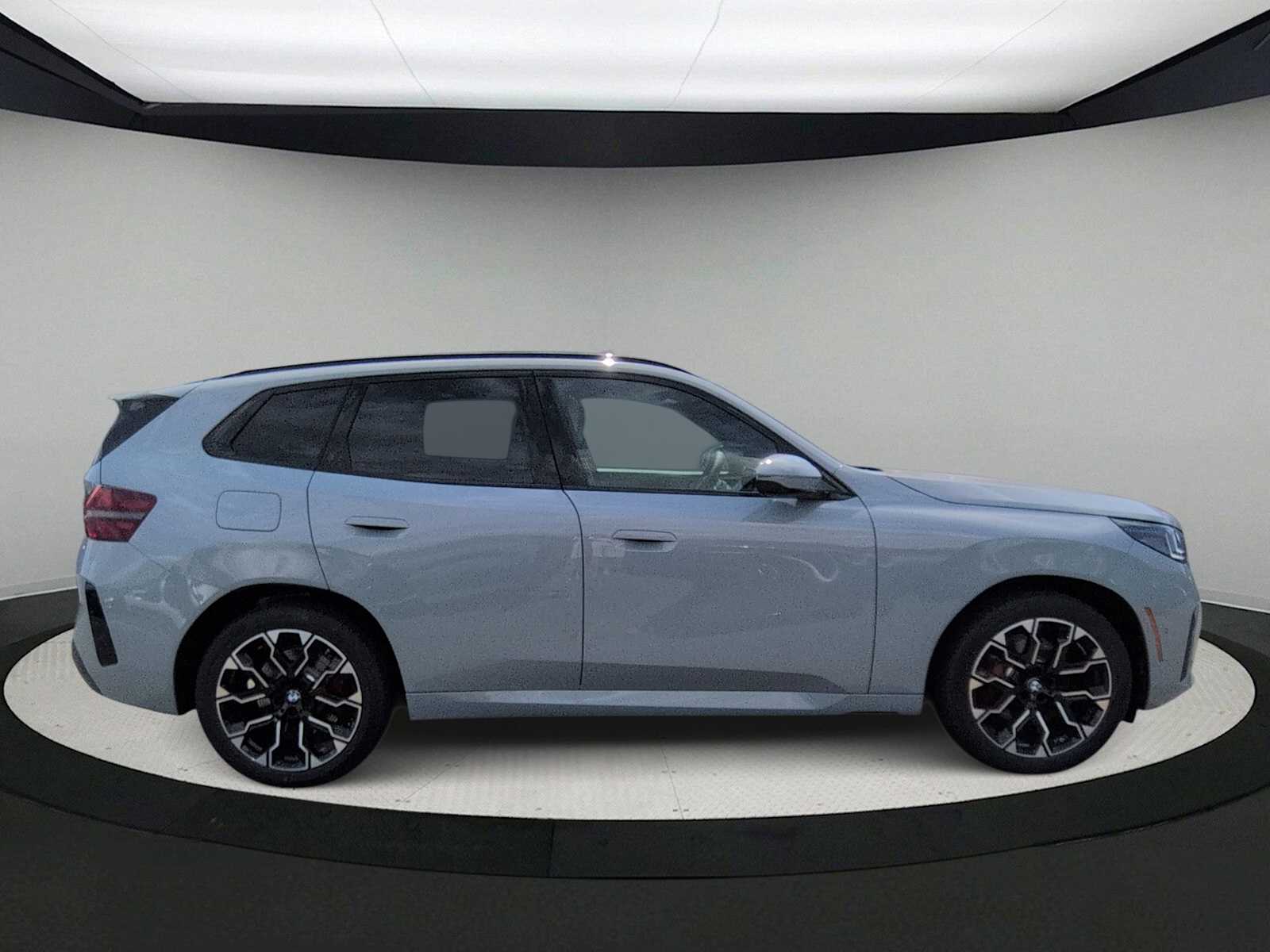 Thumbnail: 2026 BMW X3 - 9